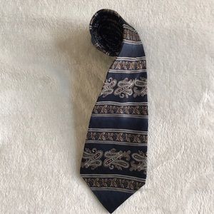 Foxx & Hawkfield Paisley Tie